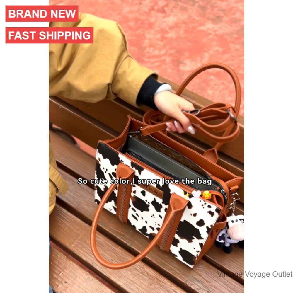 Large Vegan Leather Tote Bag with Adjustable Strap for Work Essentials - Picture 7 of 7